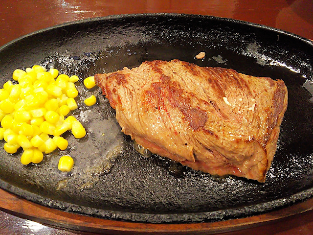 沖縄市の飲みの〆（シメ）はサンライズレストランのステーキ